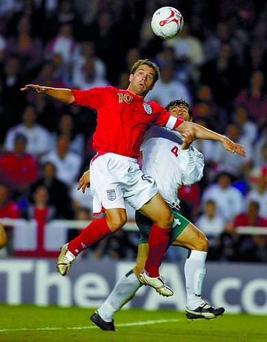 AYXSPORT -包含赛地聚焦：法联杯关键战热度飙升，深圳男篮伤情更新，引发热议，心理建设被强调的词条