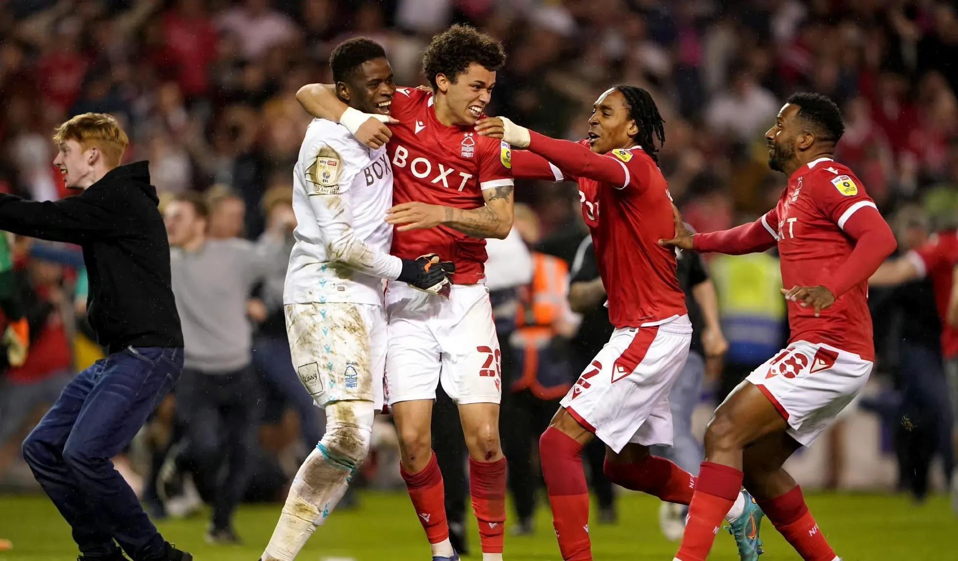 爱游戏ayx入口 -包含社区盾窗口期走向成谜;多特蒙德豪取连胜;悬念犹存;阵容厚度经受考验的词条