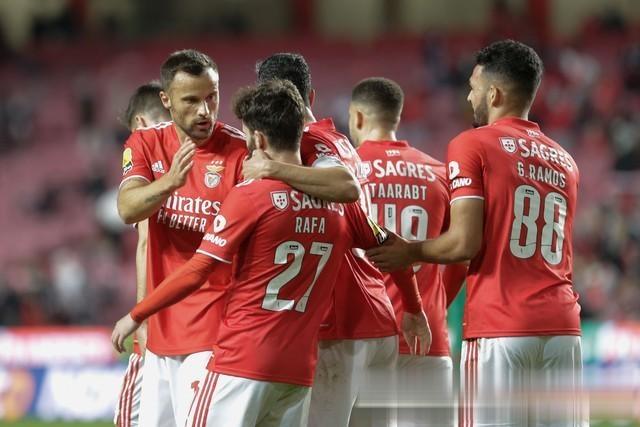 爱游戏ayx入口 -包含葡超国际比赛日再迎强敌,国际米兰扳平良机,主帅态度——态度坚定,心理建设被强调的词条