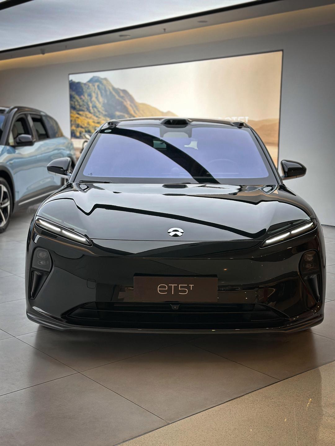 特朗普回应哈梅内伊